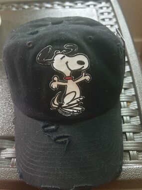 Snoopy Embroidered Distressed Baseball Cap. Super Cool Hat!